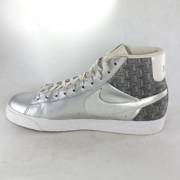 Pair NIKE Blazer SP Metallic Silver/White Sneakers VTG Sz 10 US M 11.5 W - Picture 4 of 8